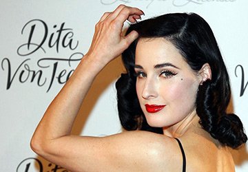 Dita Von Teese's style and makeup