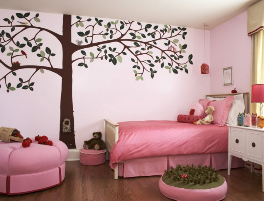 Interior in shades of pink