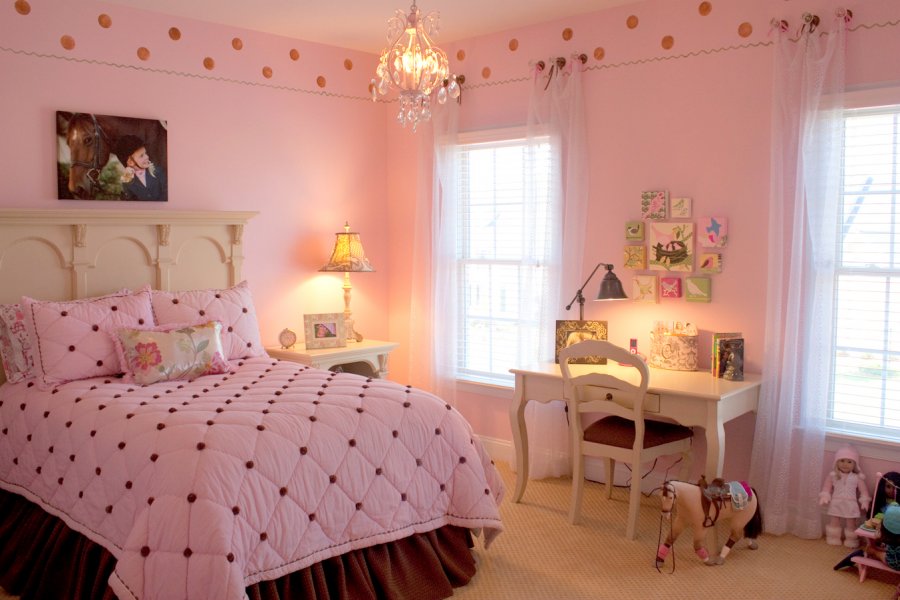 Pink bedroom, photo