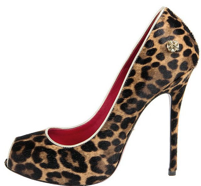 Shoes - leopard print