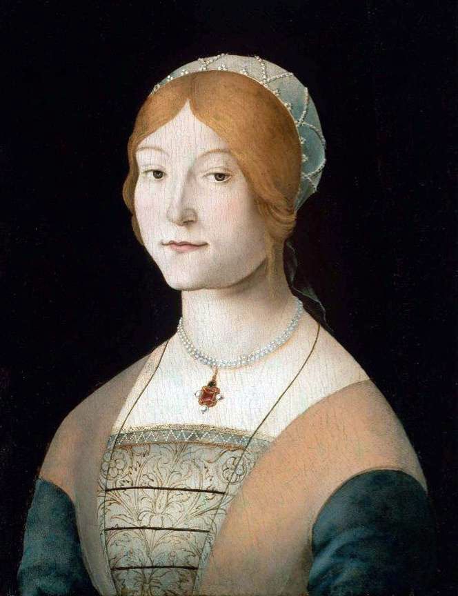 Pearl necklace - middle ages, portrait