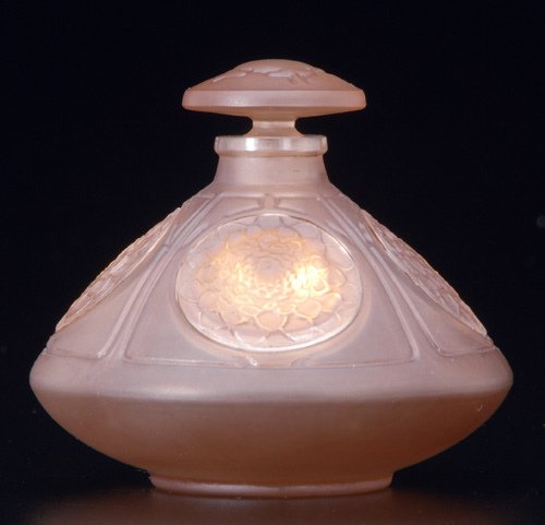 Perfume bottle, jeweler Rene Lalique