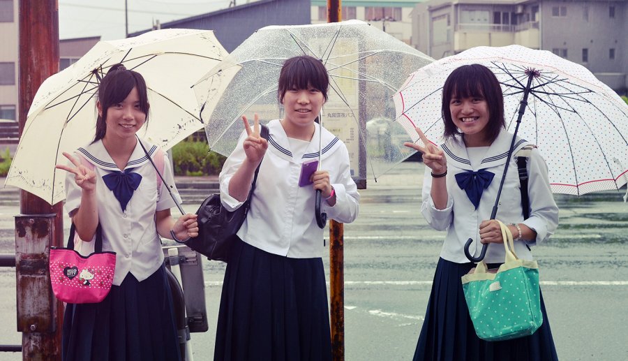 girls with umbrellas, photo