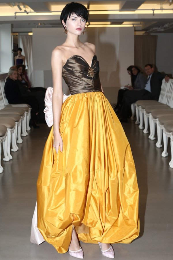 Dress Oscar de la Renta 2024-2025