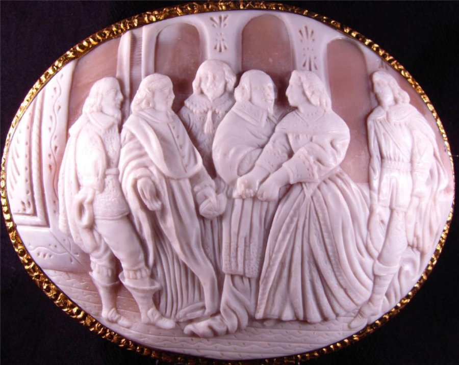 Cameo brooch