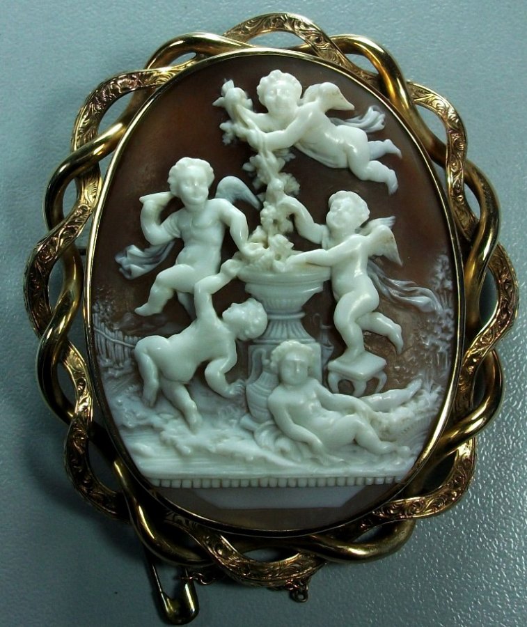 Cameo jewelry