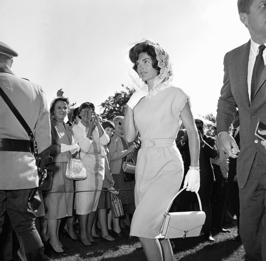 Jacqueline Kennedy dress and style