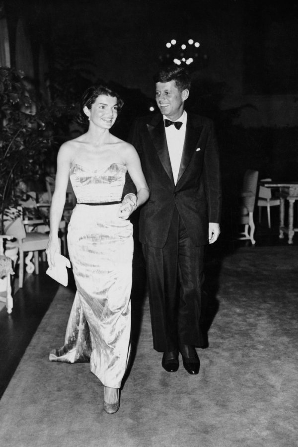 Jacqueline Kennedy dress and style