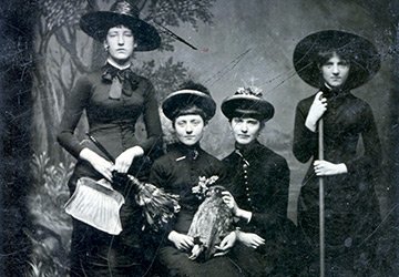 Witch costume and image