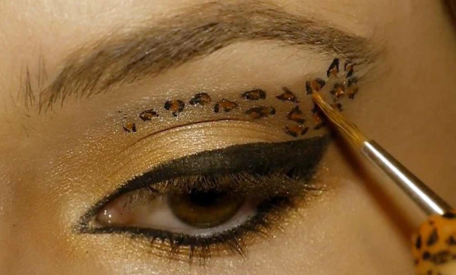 Leopard eye makeup - photo