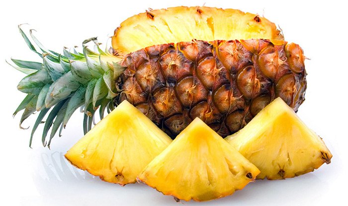 Pineapple for a purifying face mask