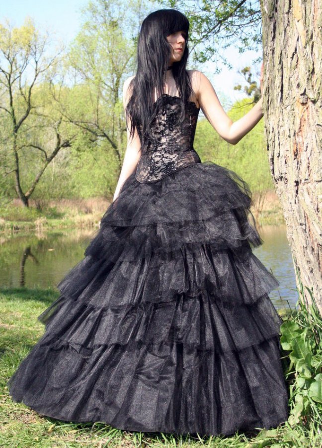 Gothic puffy dress