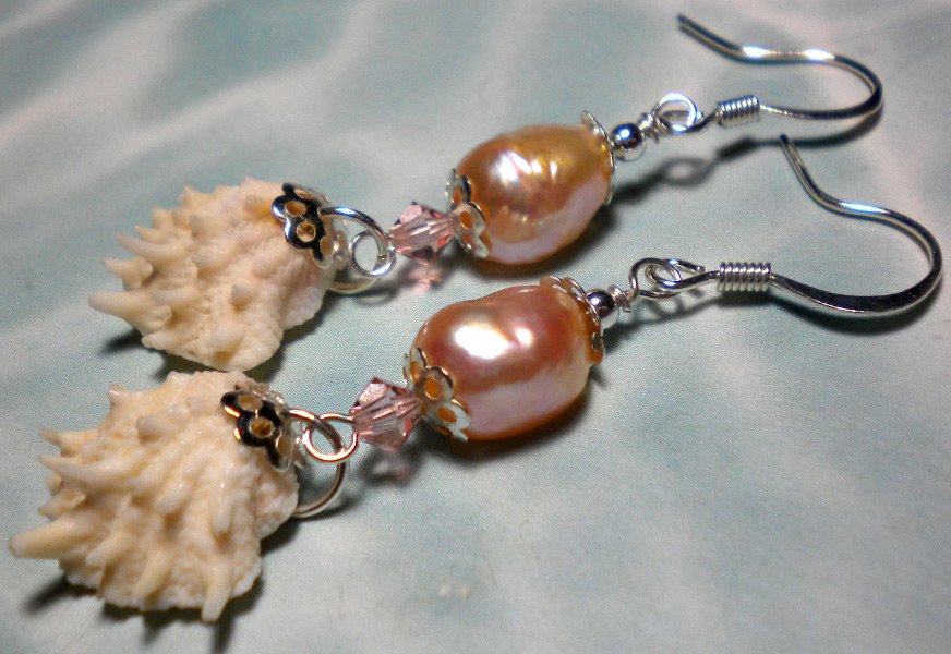 Jewelry - seashell earrings