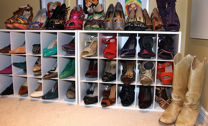 Women's shoes and basic shoe wardrobe