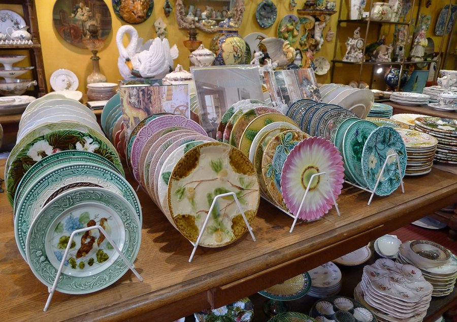 Vintage plates