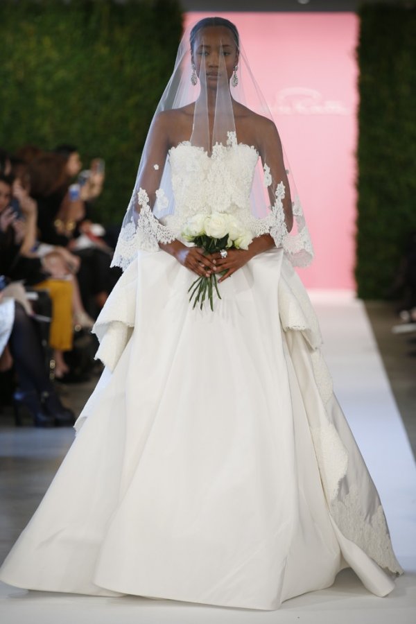 Wedding dress Oscar de la Renta 2024