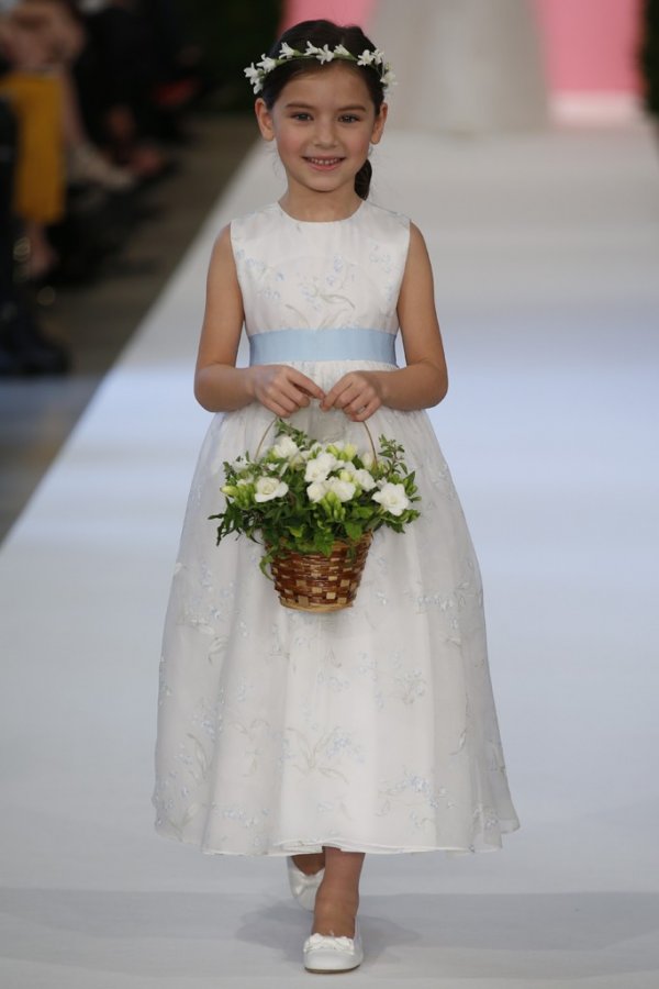 Dress for girls by Oscar de la Renta