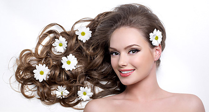 Chamomile flowers for hair coloring