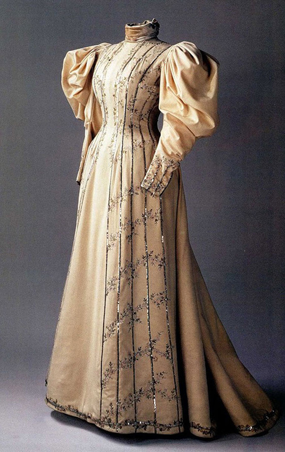 Nadezhda Lamanova's dress