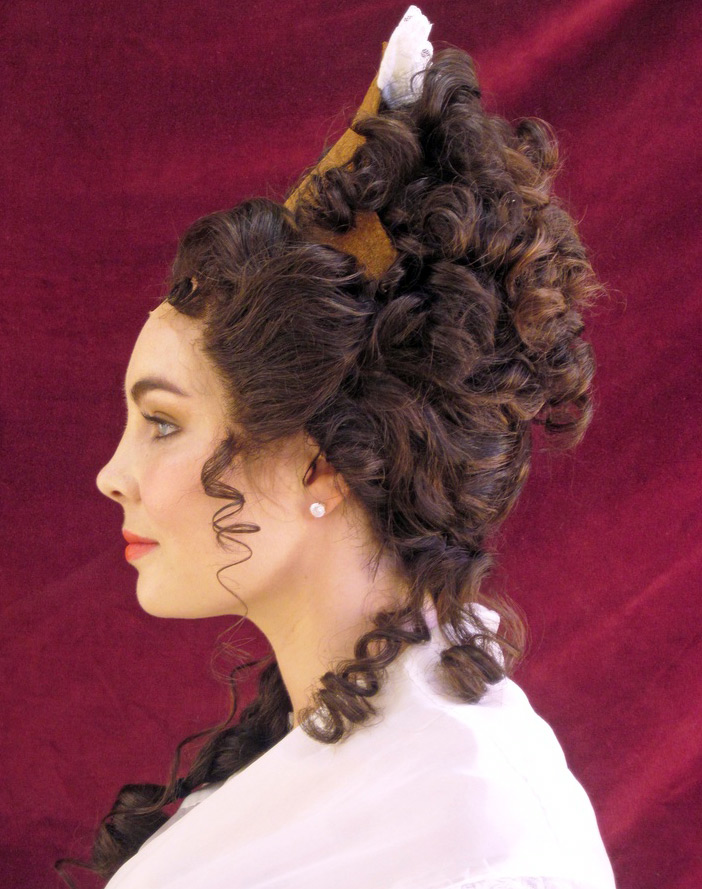 Baroque hairstyle