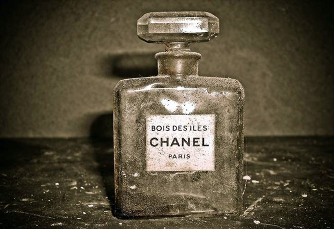 Chanel perfume - a fragrance for women by Bois des Iles