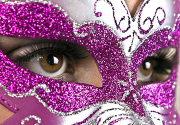 Mask as an accessory for a photo shoot