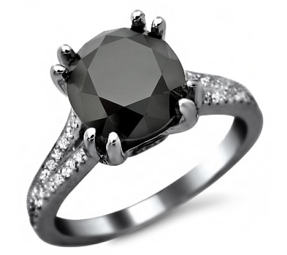 Black gold ring