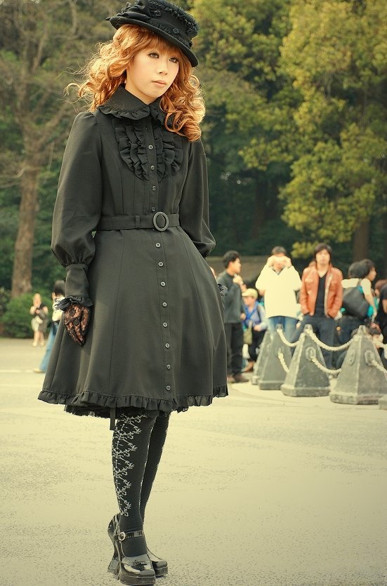 gothic lolita