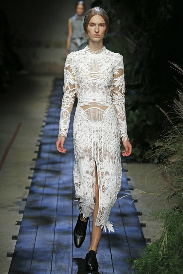 White dresses spring-summer 2024