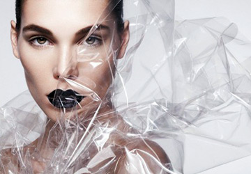 Plastic is in fashion in spring and summer 2024