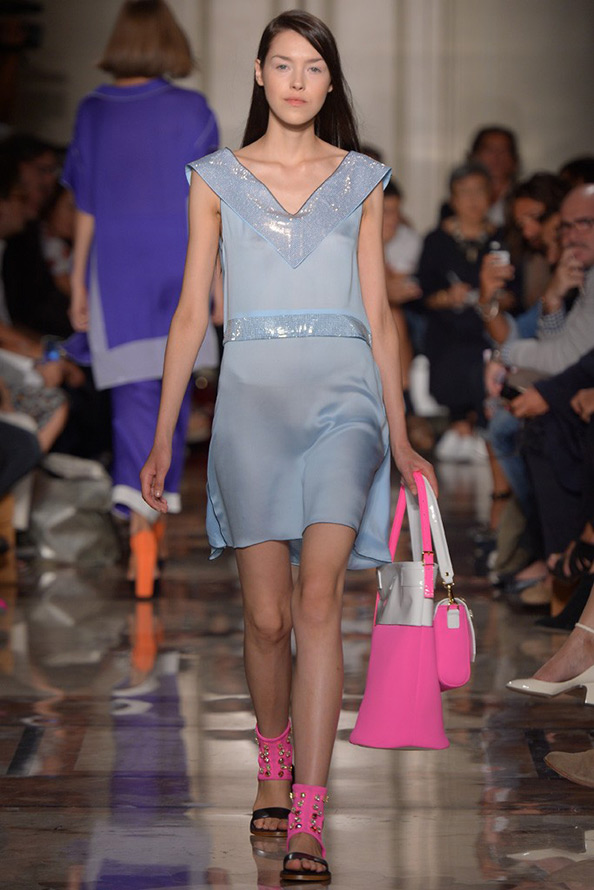 Blue dresses spring-summer 2024