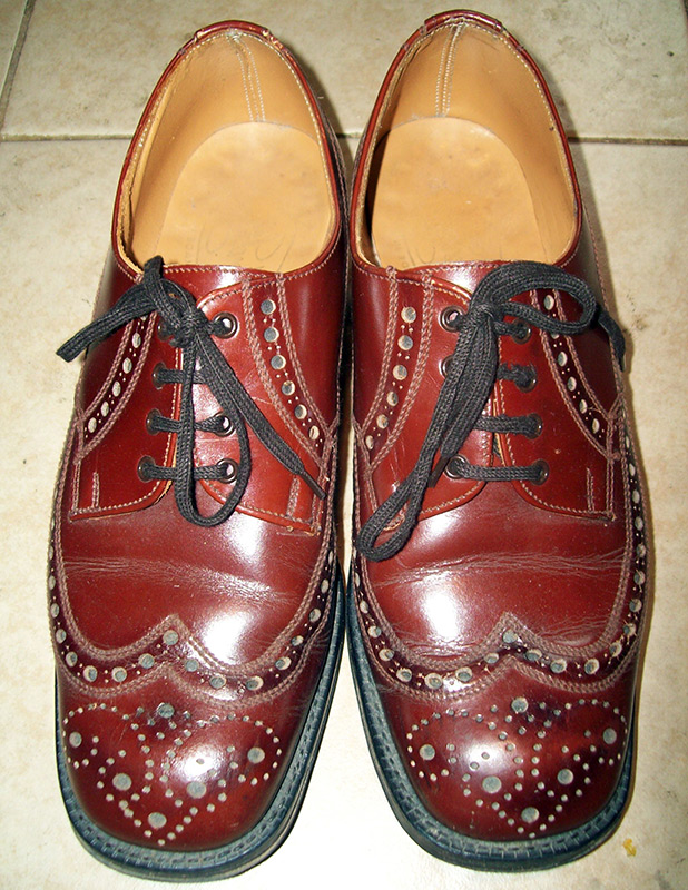 Brogue shoes for men