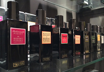 Exquisite perfumery by Robert Piguet