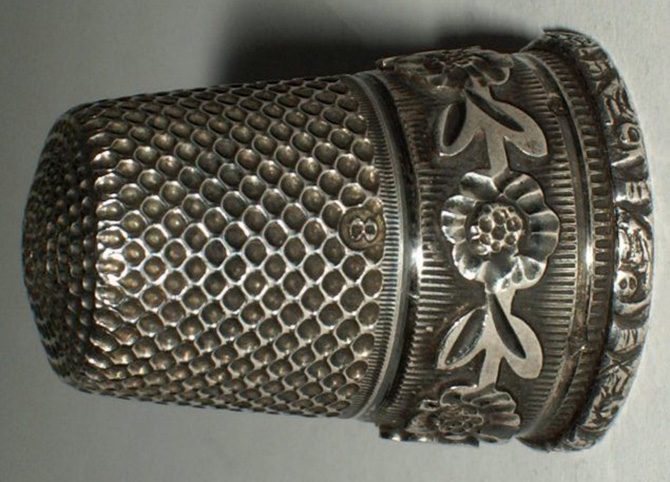 Antique thimble