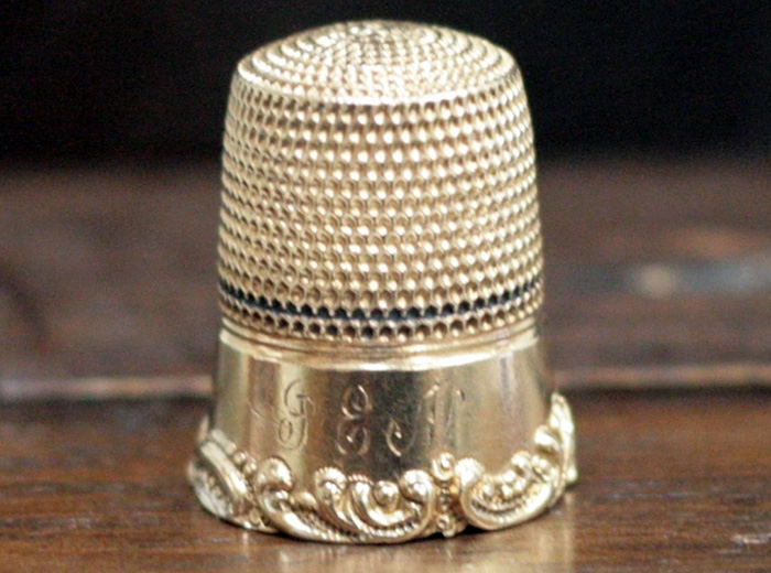 Gold thimble