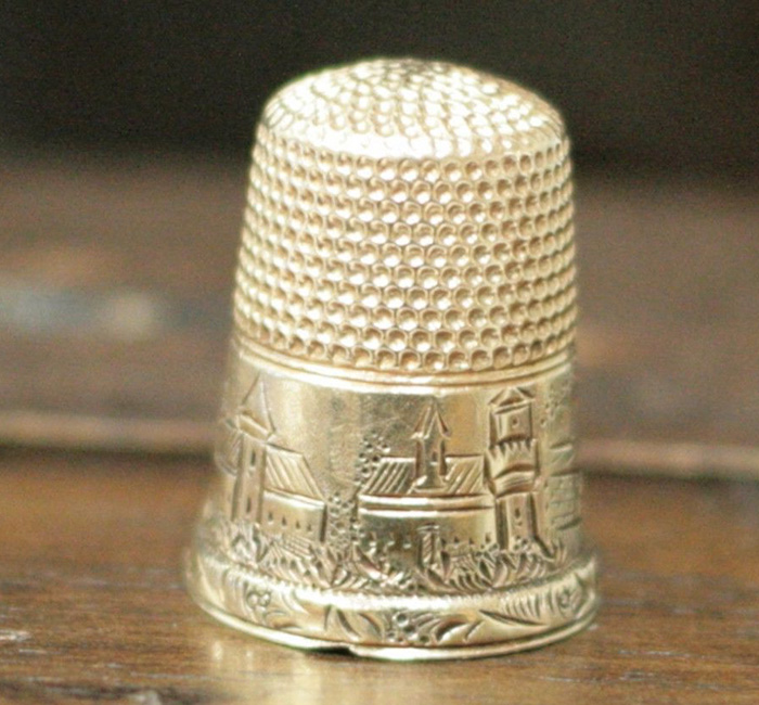 Gold thimble