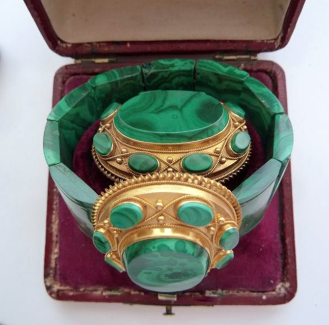 Malachite jewelry