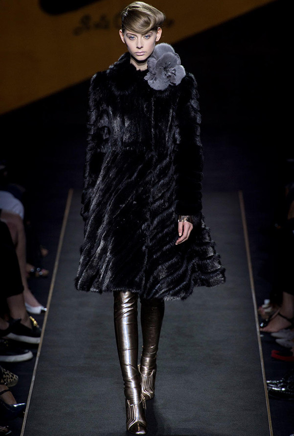 Fur coat Fendi 2024-2025