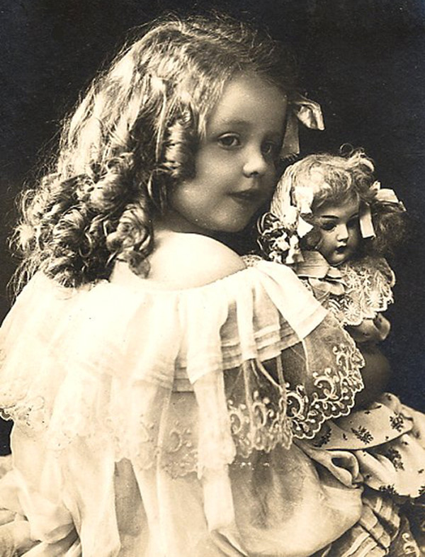 Antique doll photo