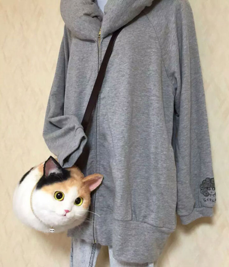 Fashionable bag made of cat