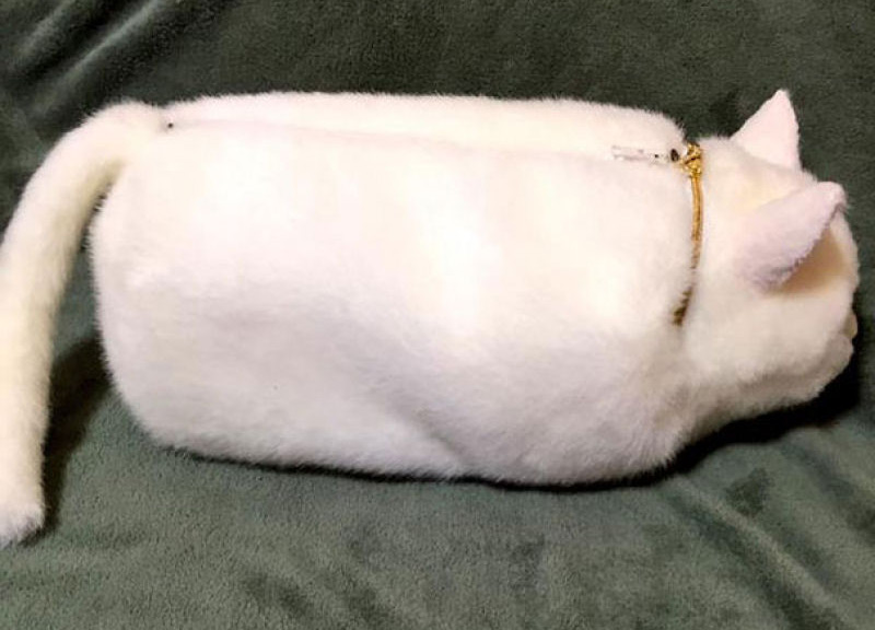 Fur bag white cat