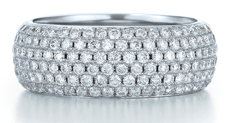 Diamond pavé ring