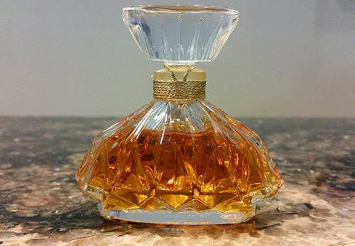 The legendary perfume of Jean Patou Joy