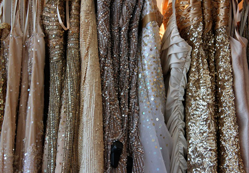 Sparkling dresses for the holidays - 33 options