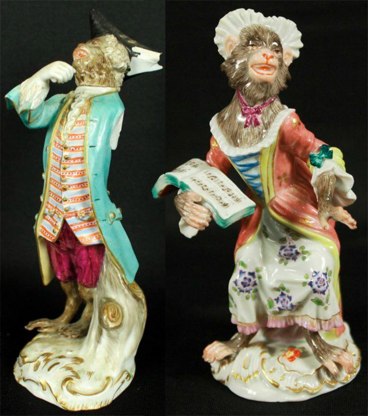 Porcelain monkeys for the New Year