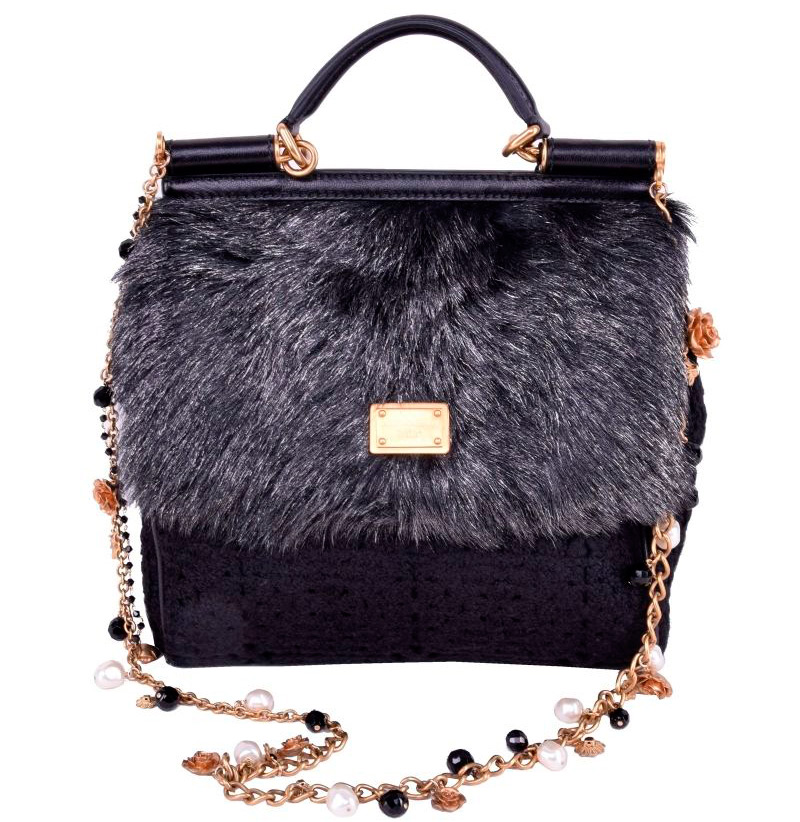 Women's bag with fur