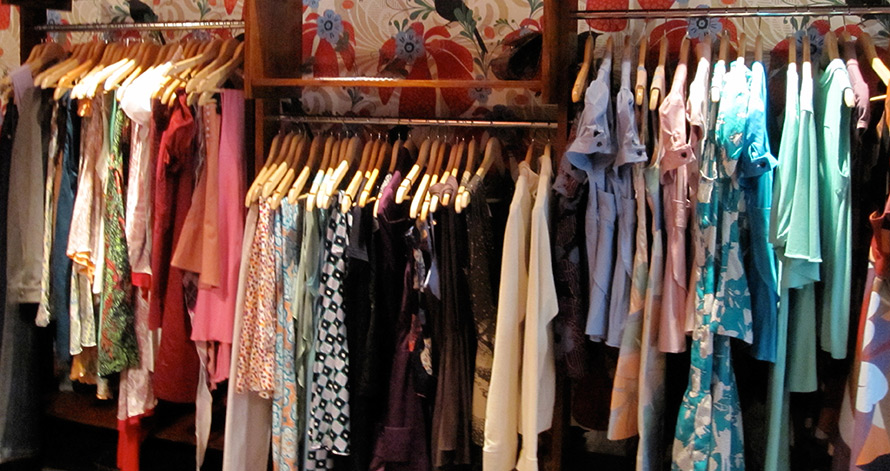 How to buy clothes in second-hand stores