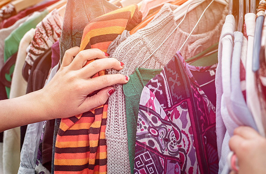 How to buy clothes in second-hand stores