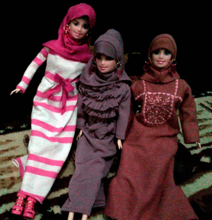 Dolls for muslim women