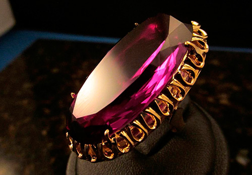 The story of the gemstone Alexandrite